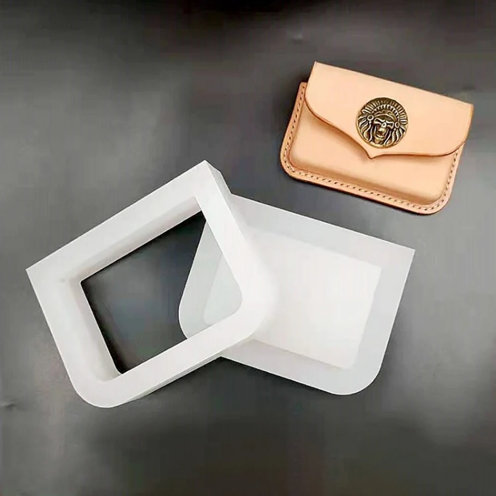 Porte-badge en cuir façonnant  - Power Tools And Names avis et prix